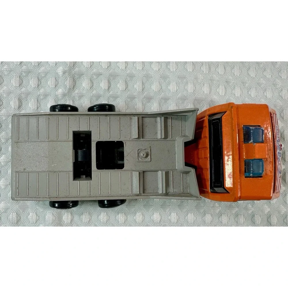 Majorette Renault Master T35 1/45 Diecast Tow Truck 24-24 Service‎ (1984 France)